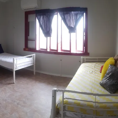 Asylum Cairns Share House-2